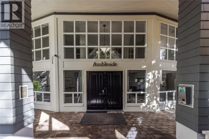 113 5650 Edgewater Lane, Nanaimo