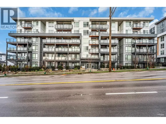 113 707 COMO LAKE AVENUE, Coquitlam