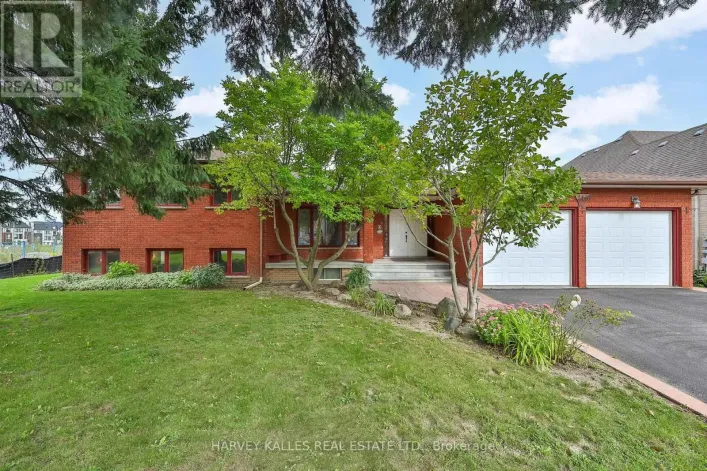 113 BOND CRESCENT, Richmond Hill