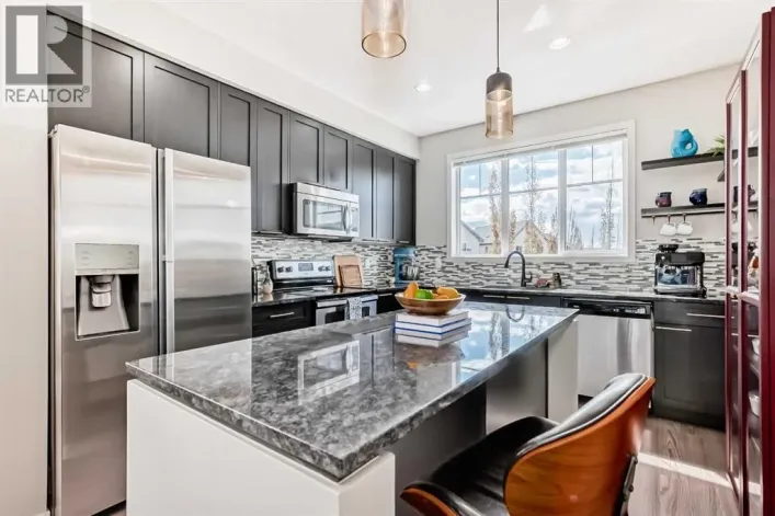 113 Copperpond Row SE, Calgary