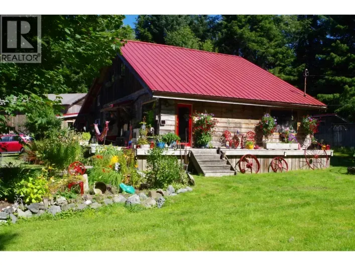 House for sale: 113 NADU ROAD, Masset