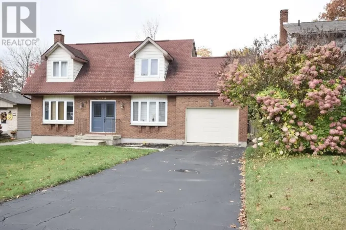 113 Rousseau CRES, Blind River