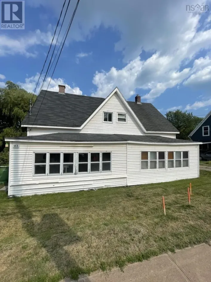 113 Rutherford Street, Stellarton