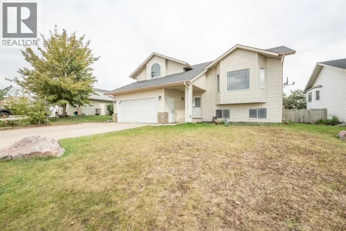 11319 90 Street, Grande Prairie