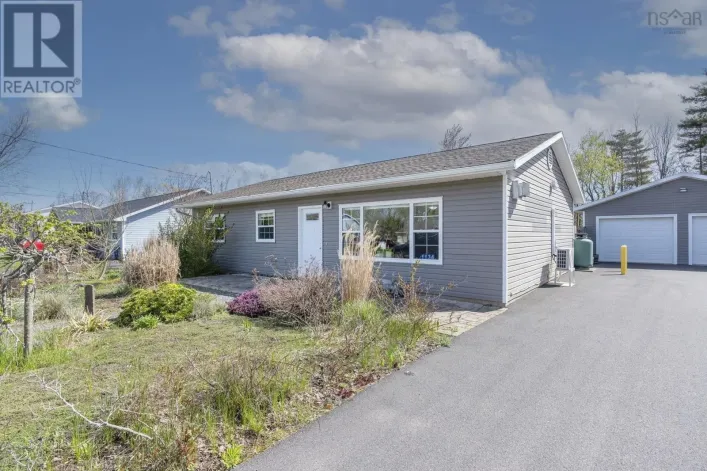 1134 ANDRINGA Drive, Cambridge