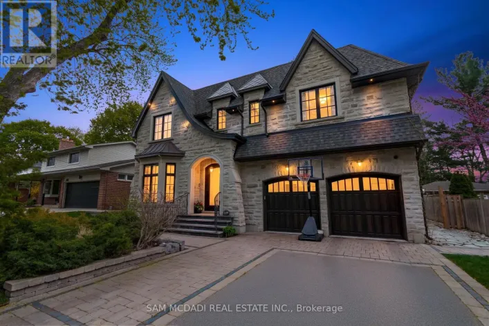 1134 WELWYN DRIVE, Mississauga