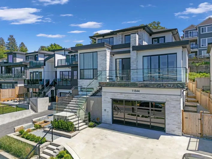 11344 RIVER ROAD, Surrey