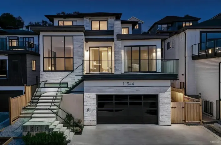 11344 RIVER ROAD, Surrey