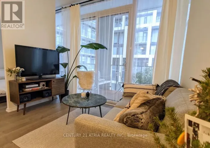 1135 - 8 HILLSDALE AVENUE E, Toronto