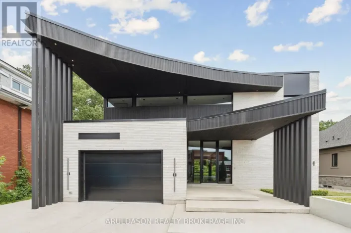 1135 BALFOUR STREET, Pelham