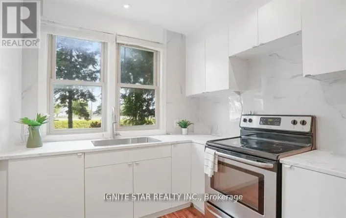 1136 BRONTE ROAD, Oakville