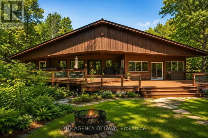 1137 MARKINSPA LANE, Frontenac