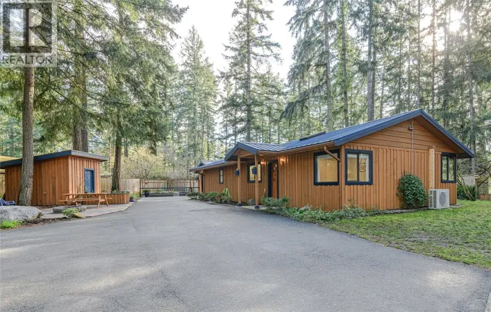 1137 North End Rd, Salt Spring