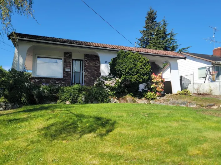 1137 PARKER STREET, White Rock