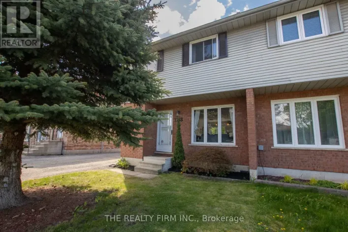 1138 PEARSON DRIVE, Woodstock