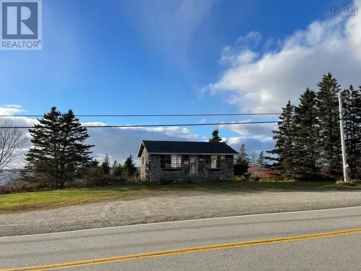 1139 Highway 3, Middle East Pubnico