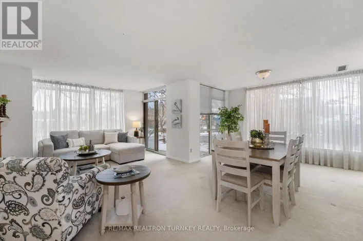 114 - 14924 YONGE STREET, Aurora