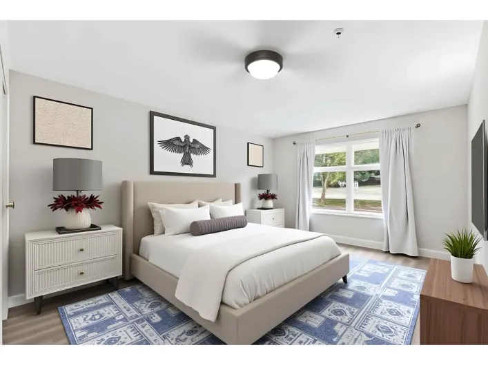 114 15220 GUILDFORD DRIVE, Surrey