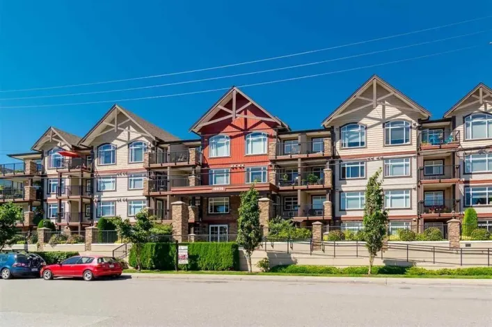 114 19939 55A AVENUE, Langley