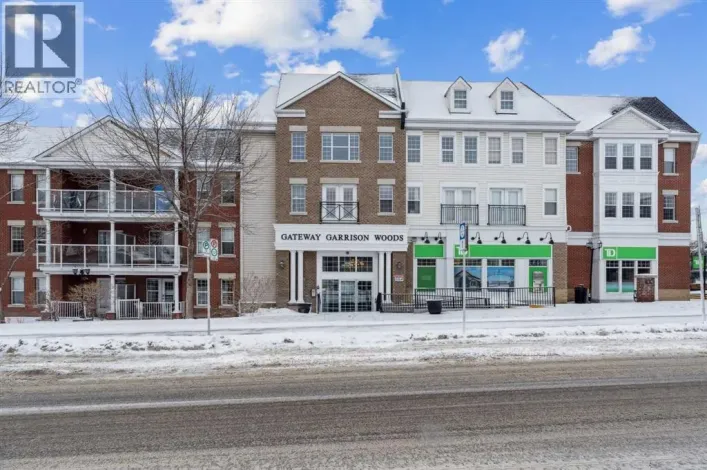 114, 2233 34 Avenue SW, Calgary