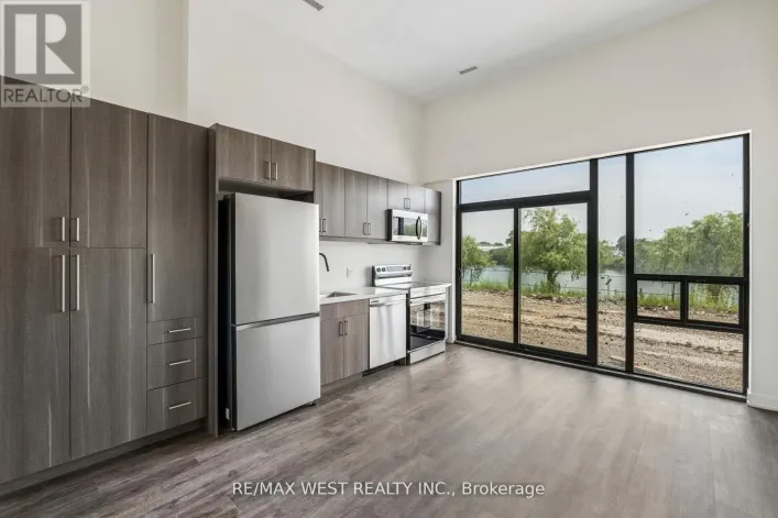 114 - 350 PRINCE CHARLES DRIVE S, Welland