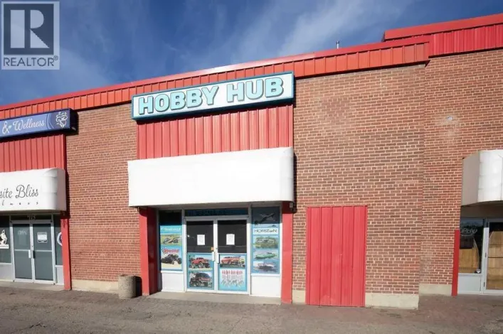 114, 5301 43 Street, Red Deer