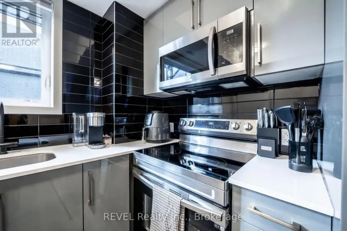 114 - 6065 MCLEOD ROAD, Niagara Falls