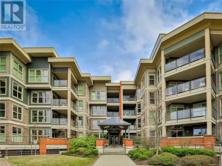 114 6310 McRobb Ave, Nanaimo