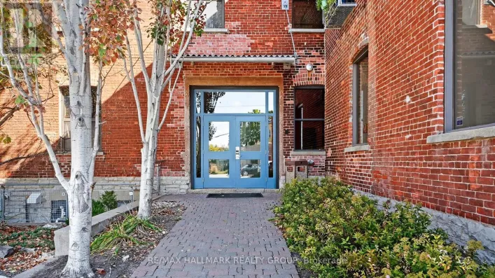 114 - 83 LITTLE BRIDGE STREET, Mississippi Mills