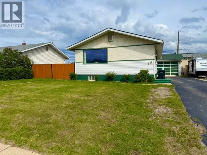 114 Bliss Avenue, Hinton