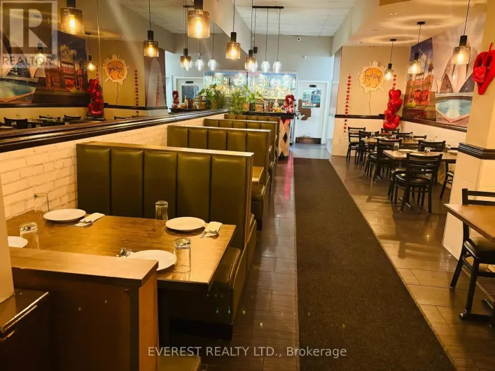 114 BROCK STREET S, Whitby