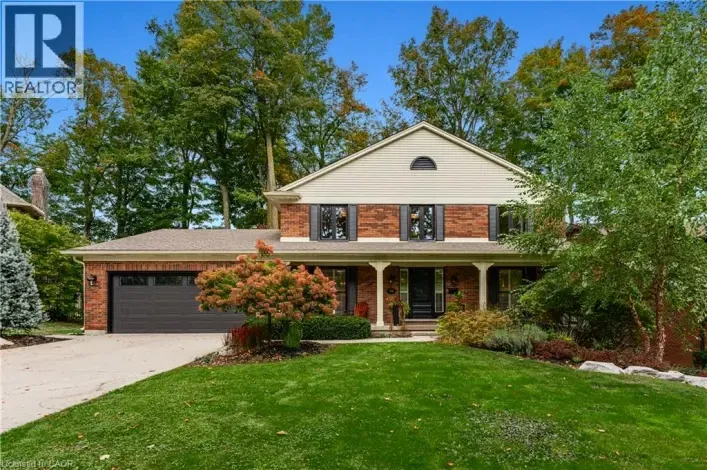 House for sale: 114 FREDERICK BANTING Place, Waterloo