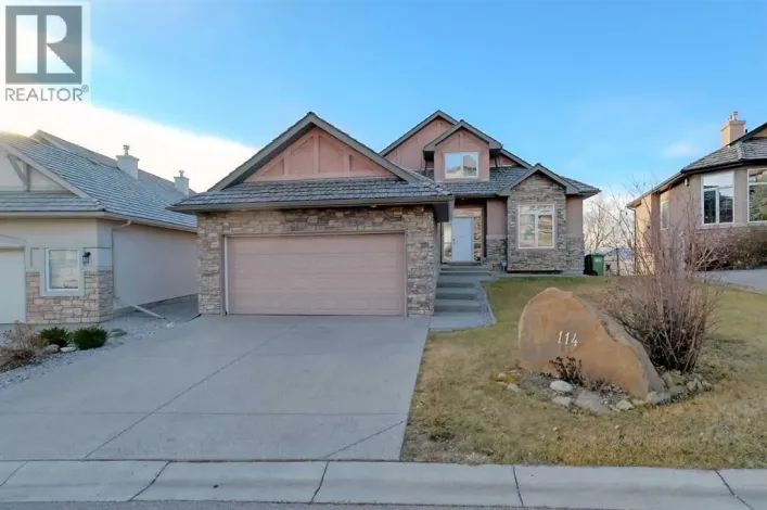 114 Gleneagles Estates Lane, Cochrane