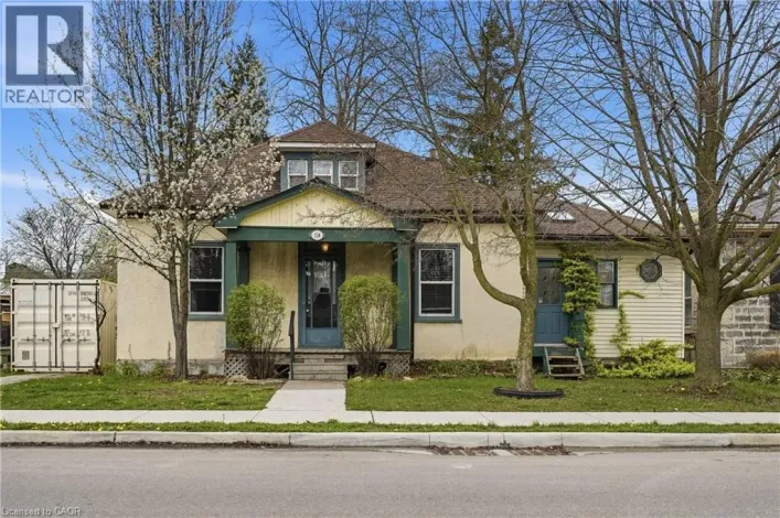 114 GRAND Avenue S, Cambridge