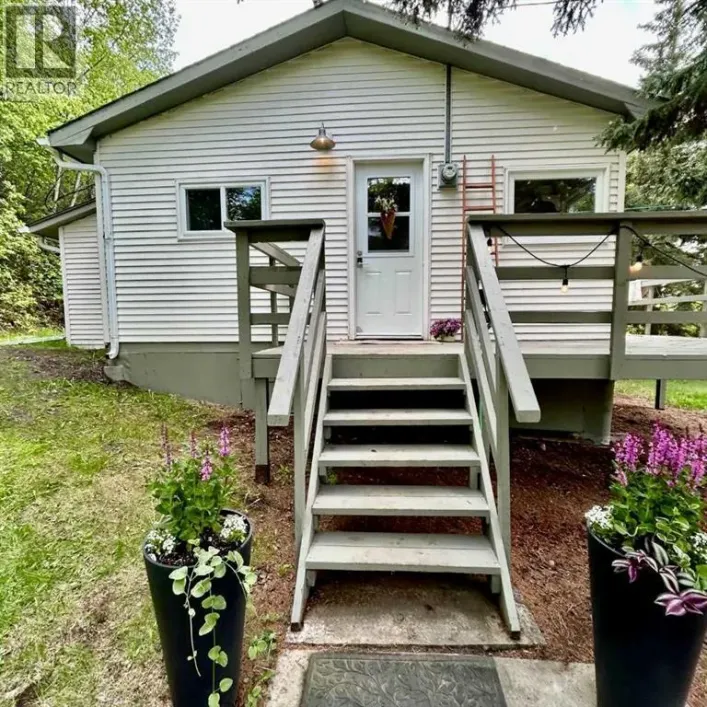 114 Red Wing Crescent, Tillicum Beach