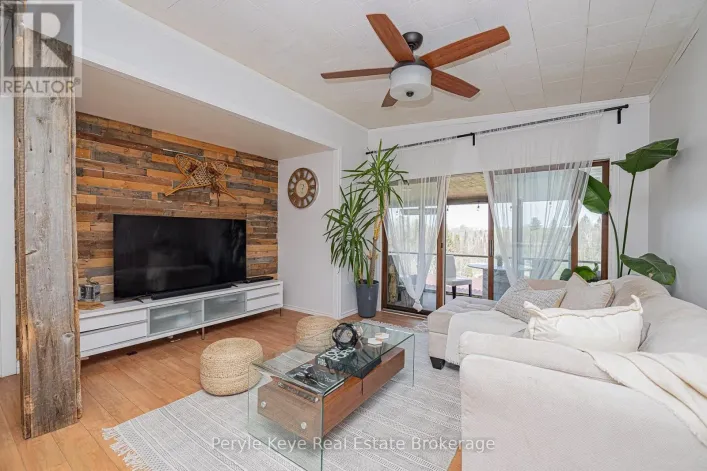 114 ROBBS ROCK ROAD, Burk's Falls