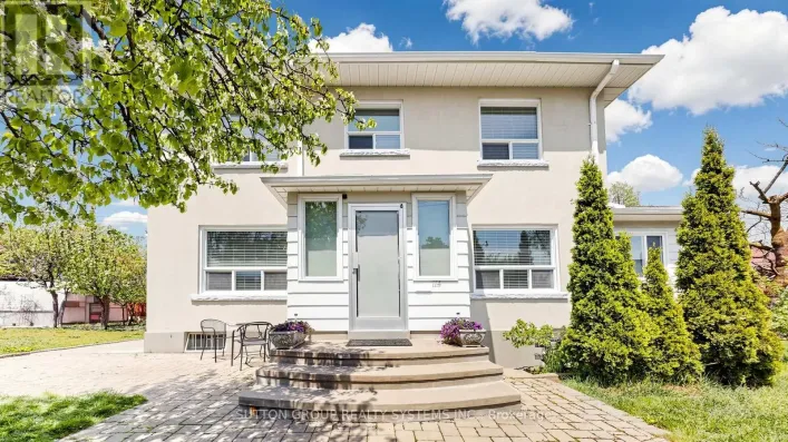 114 ROSEMOUNT AVENUE, Toronto