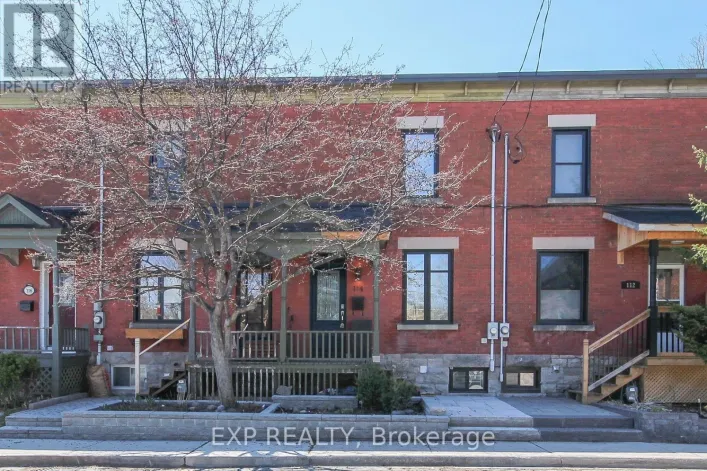 114 SWEETLAND AVENUE, Ottawa