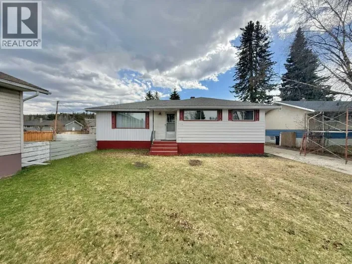 114 Willow Drive, Hinton
