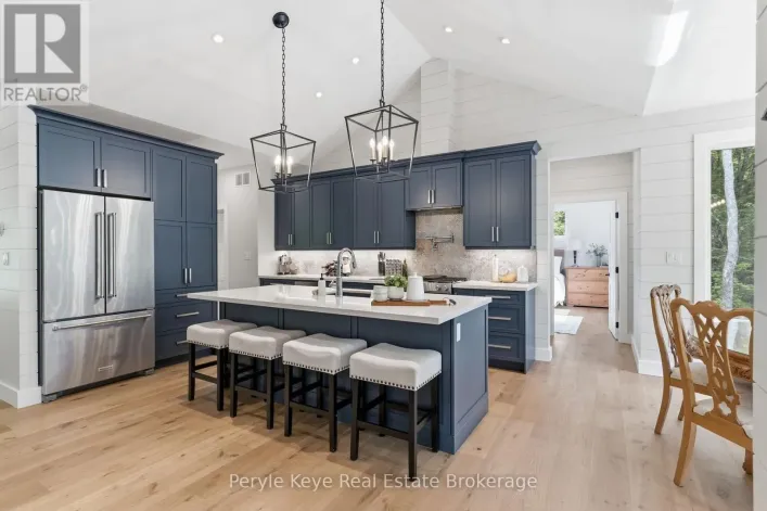 1140 WALKERS GLENN CRESCENT, Lake of Bays