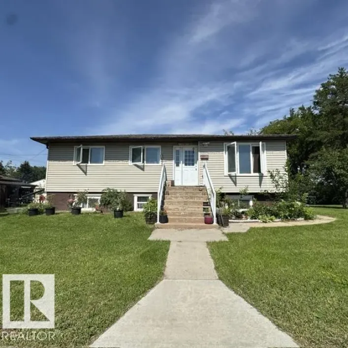 House for sale: 11404 127 AV NW, Edmonton