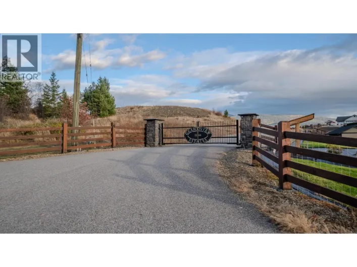 1144 Page Road Unit# 2, Armstrong