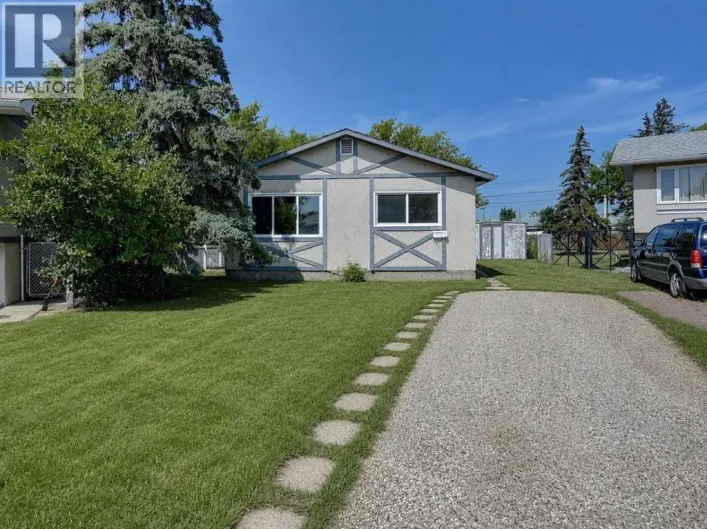 11448 97 Street, Grande Prairie