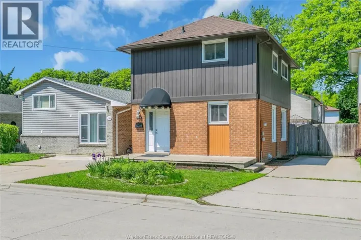 1148 AIRE PLACE, Windsor