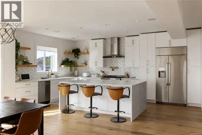 1149 Spirit Crt, Langford