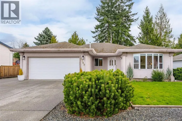 1149 Walkem Rd, Ladysmith