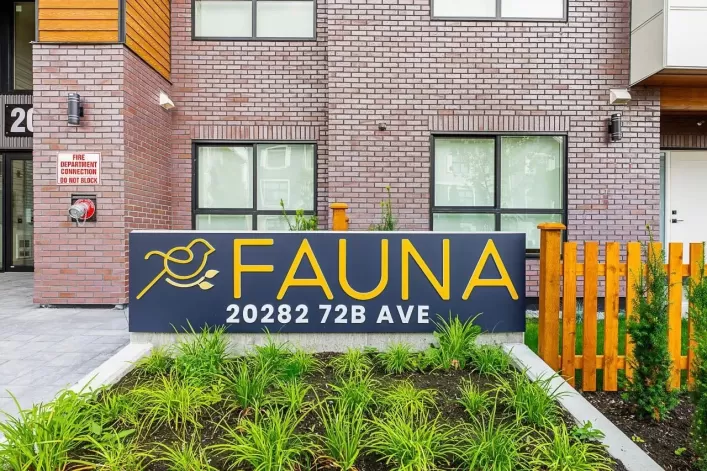 115 20282 72B AVENUE, Langley