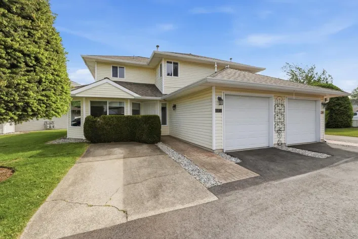 115 21928 48 AVENUE, Langley