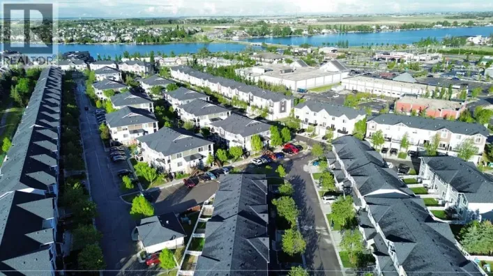 115, 300 Marina Drive, Chestermere