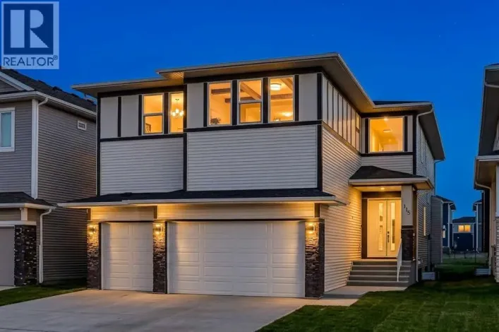 115 Chelsea Channel, Chestermere